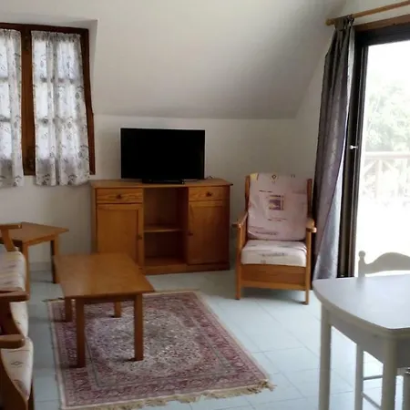 Apartment Tinojay